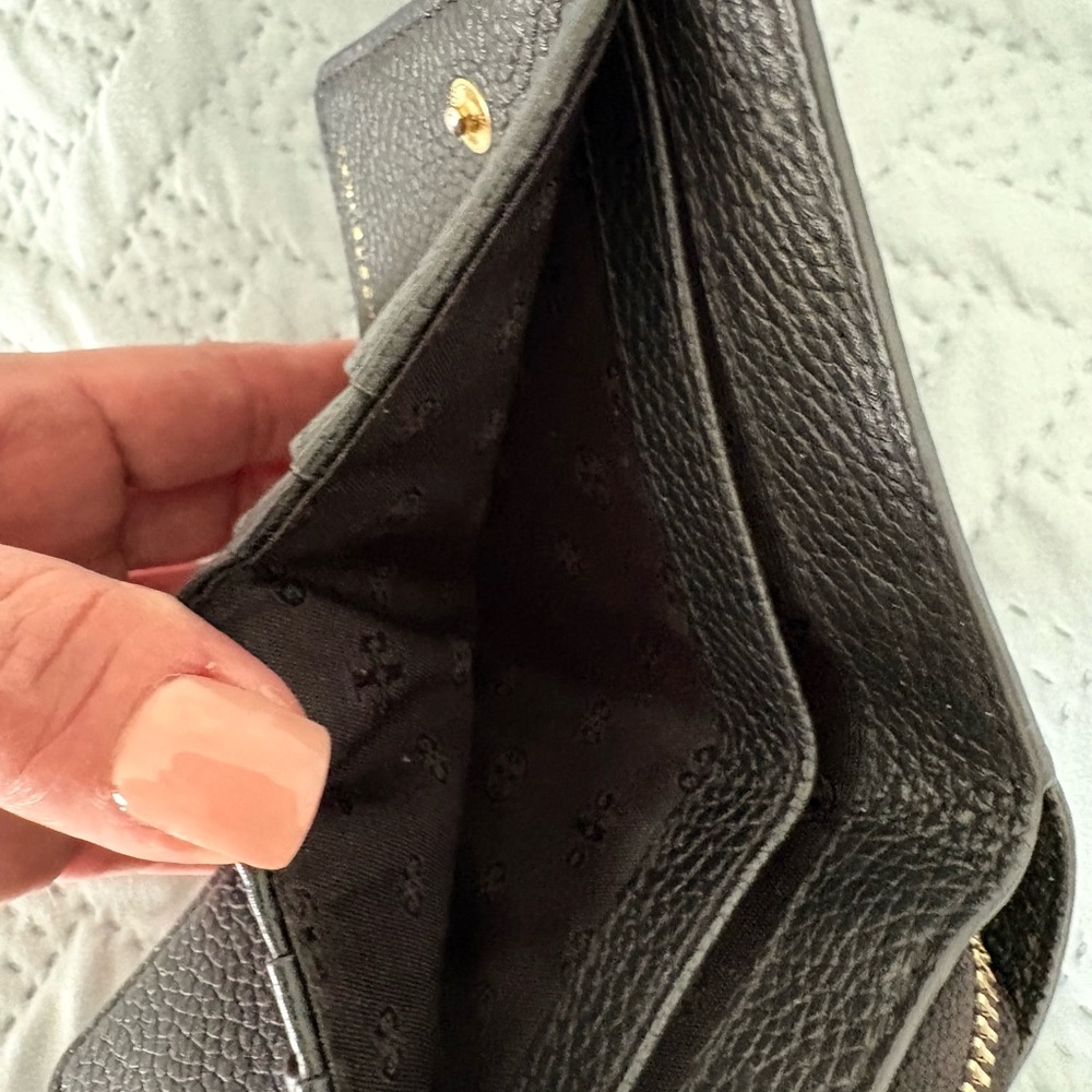 Tory Burch Black Leather Wallet